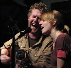 Glen Hansard and Marketa Irglov